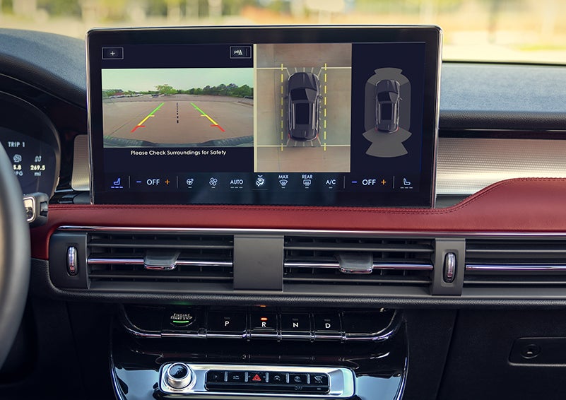 The large center touchscreen of a 2024 Lincoln Corsair® SUV is shown. | Golden Circle Lincoln in Jackson TN