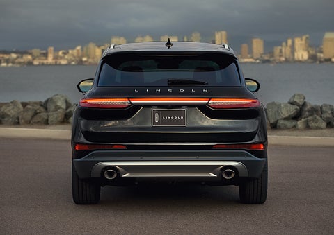 The rear lighting of the 2024 Lincoln Corsair® SUV spans the entire width of the vehicle. | Golden Circle Lincoln in Jackson TN