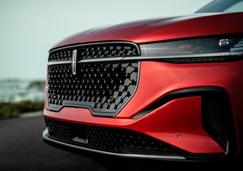 The sleek grille of a 2024 Lincoln Nautilus® SUV with the available Jet Appearance Package makes a bold statement. | Golden Circle Lincoln in Jackson TN
